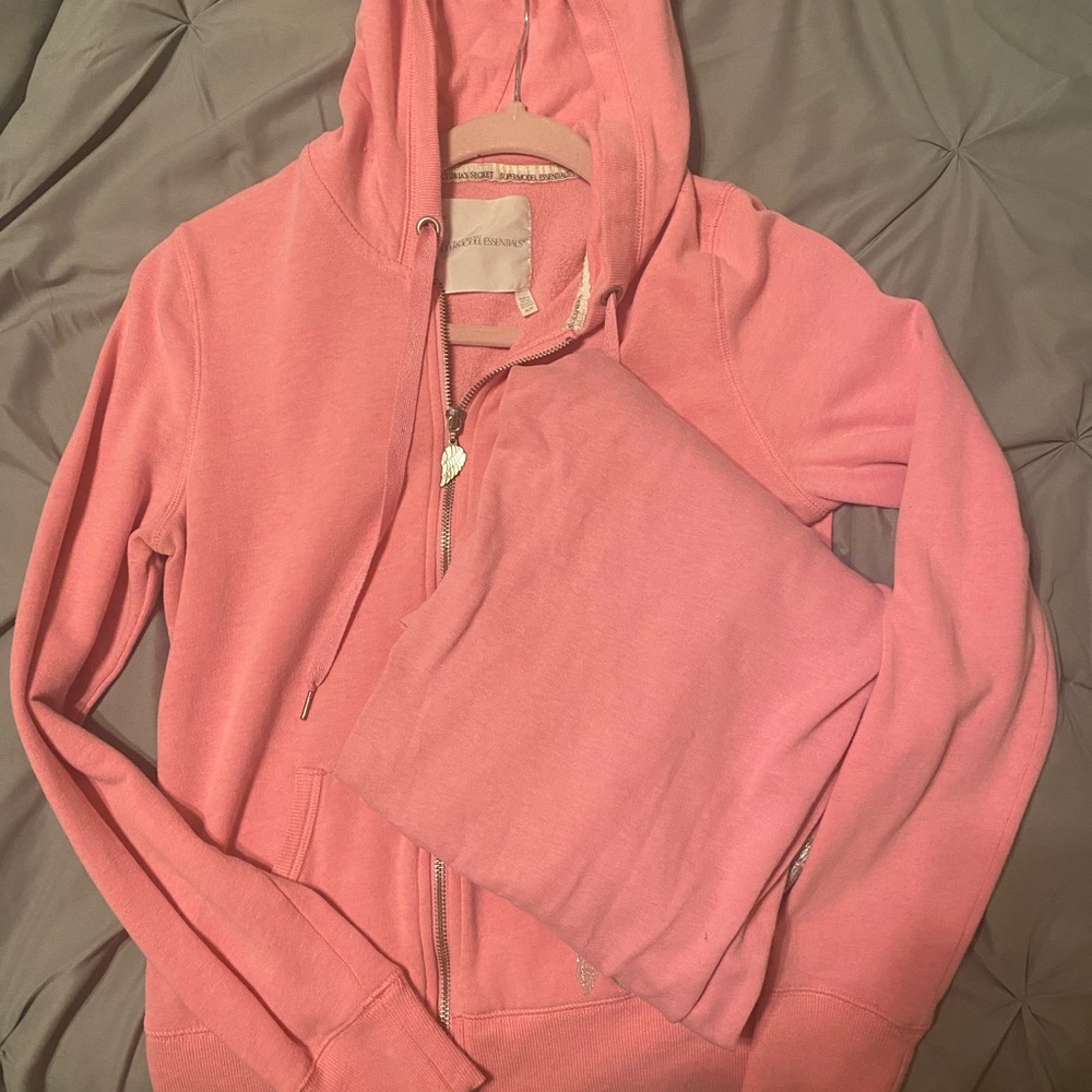 Victoria's Secret Supermodel Lounge Set in  Pink